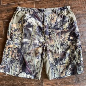 Fishouflage Bass Fishing Shorts Size XL